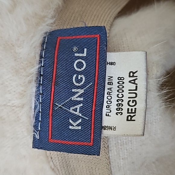 Winter hat - Picture 2 of 3